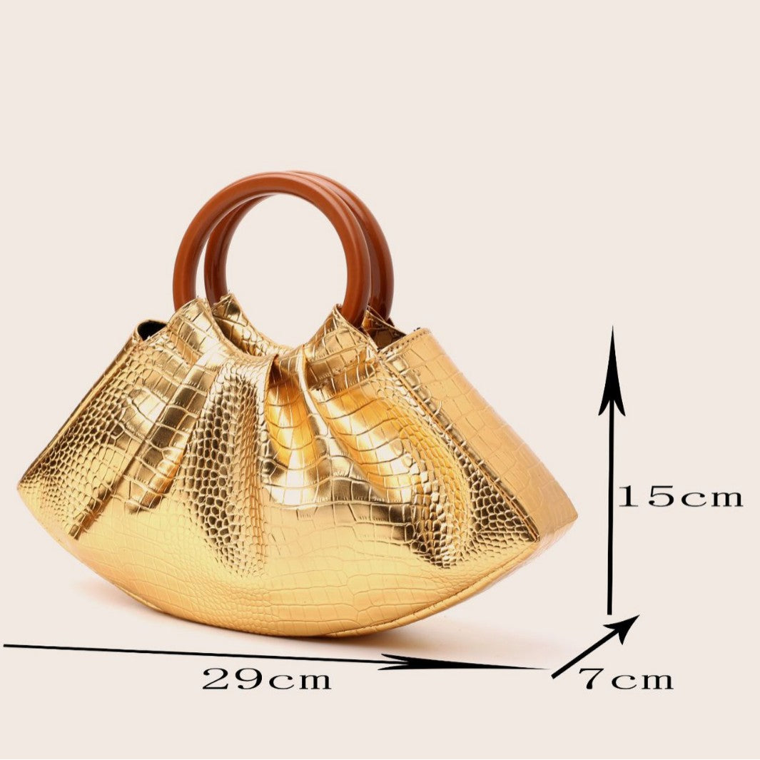New Stylish And Chic Handbag With Fashionable Pleats